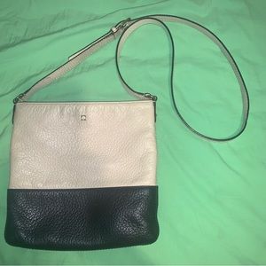 💕 SALE 💕 Kate Spade Crossbody Purse
